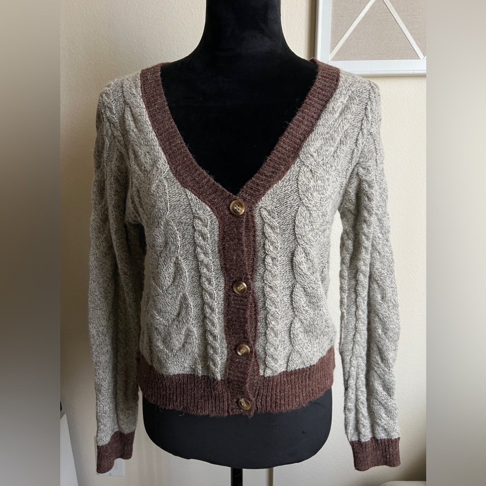 Cropped Sweater Cardigan Top
